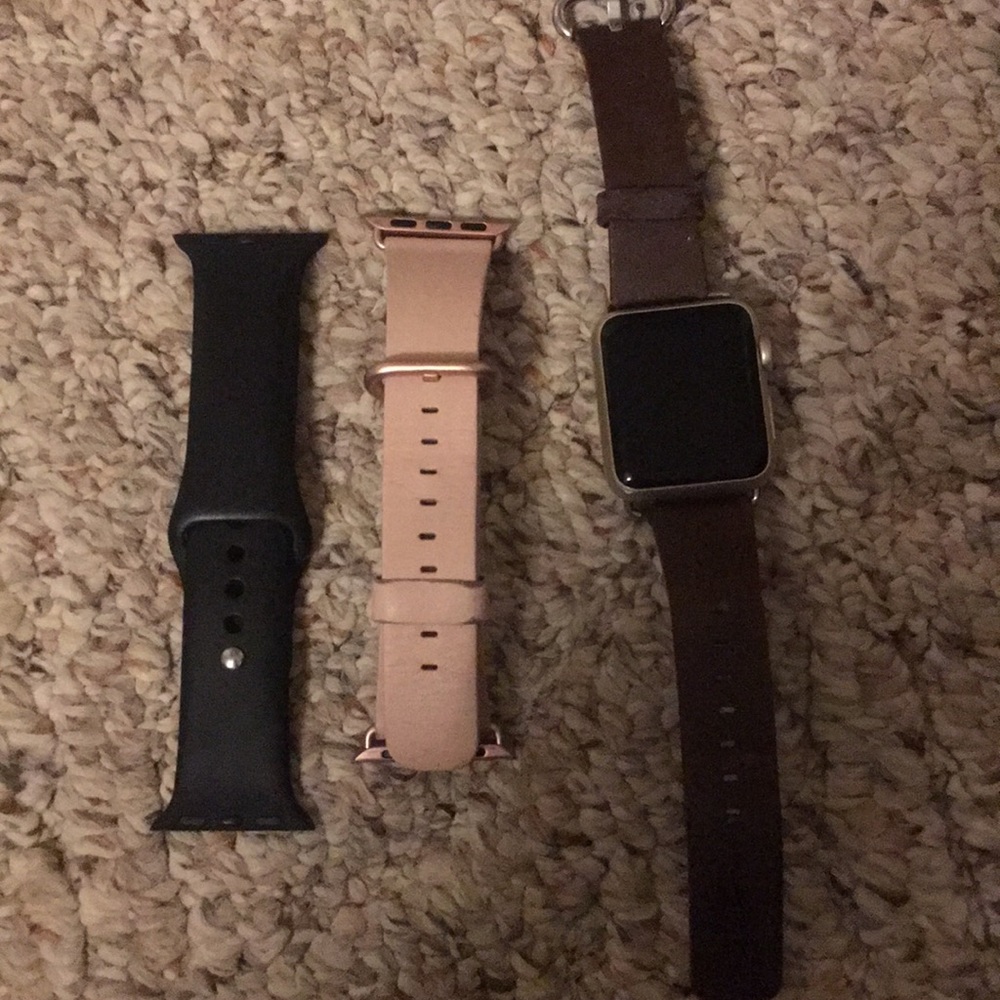 Apple Watch - Picture 3 of 3